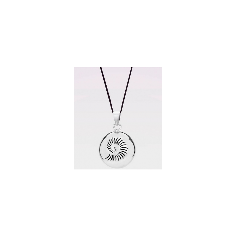 Bola Shell Rhodium Sur Cordon Noir Cache Coeur code Bebe 9 Guadel